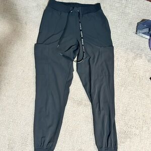 Med Couture Women's Scrubs/Jogger Pants